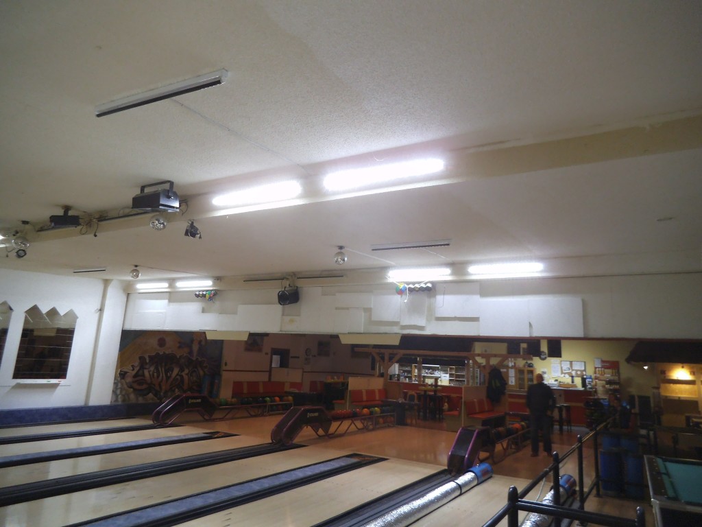 LED-Röhren: Bowlingcenter Halberstadt